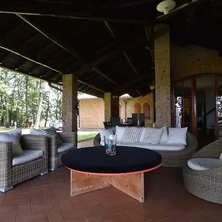 Luxury Country 5 Bedrooms 7 Bathrooms With Private Pool